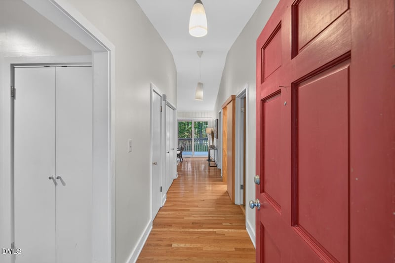 614 Hatch Rd, Chapel Hill, NC 27516