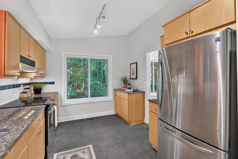 614 Hatch Rd, Chapel Hill, NC 27516