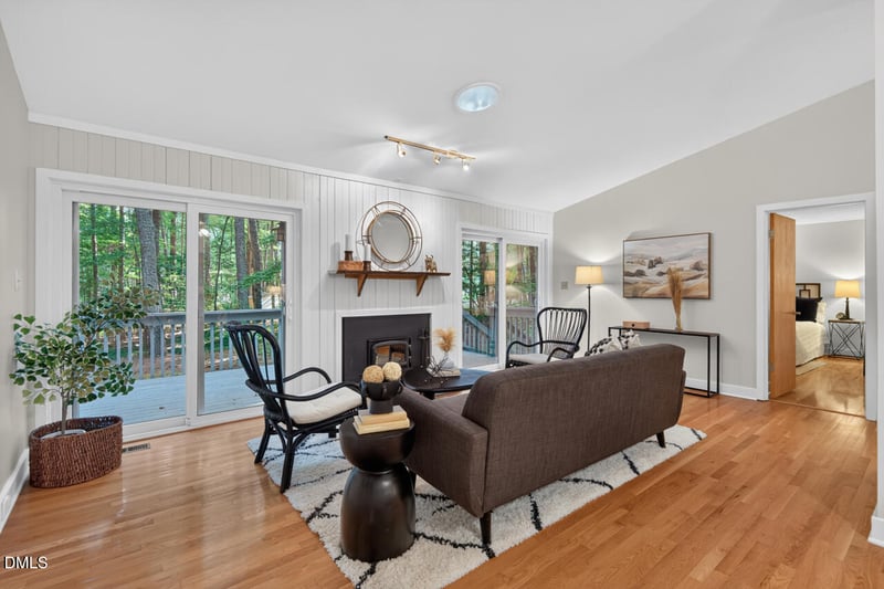 614 Hatch Rd, Chapel Hill, NC 27516
