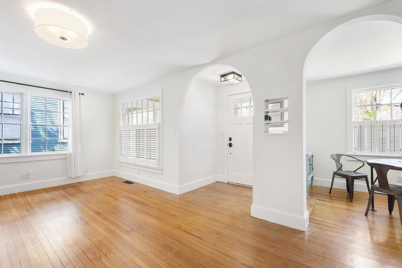 614 Holden St, Raleigh, NC 27604