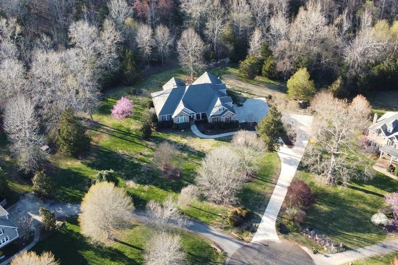 614 Lee Fox Ln, Hillsborough, NC 27278