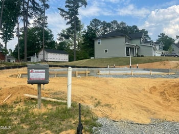 614 Melrose Ct, Sanford, NC 27330