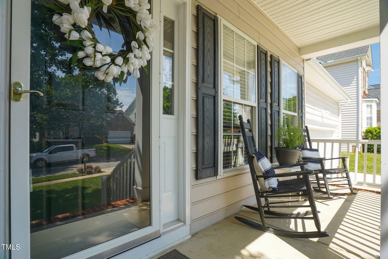 614 Park York Ln, Cary, NC 27519