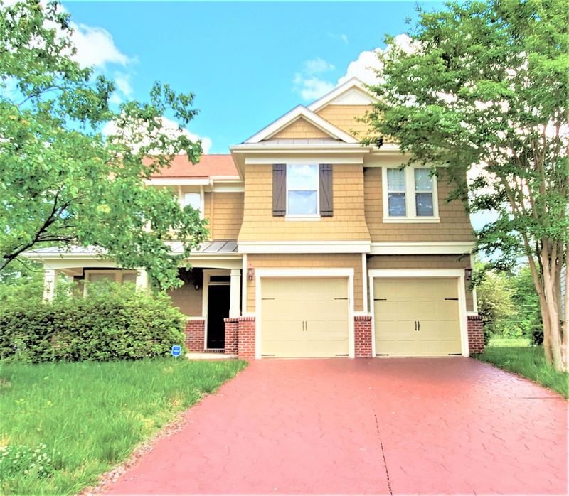 614 Piper Stream Cir, Cary, NC 27519