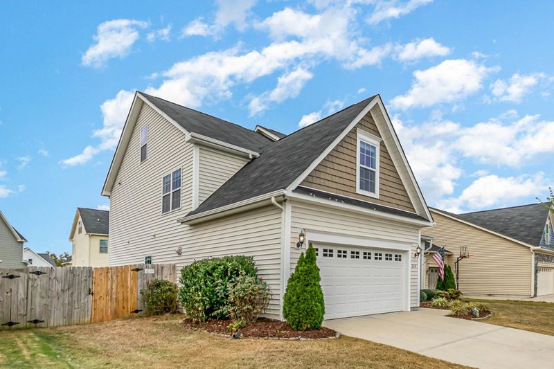 614 Silk Tree Tc, Fuquay Varina, NC 27526