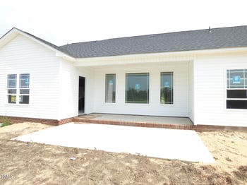 614 Tart Town Rd, Dunn, NC 28334