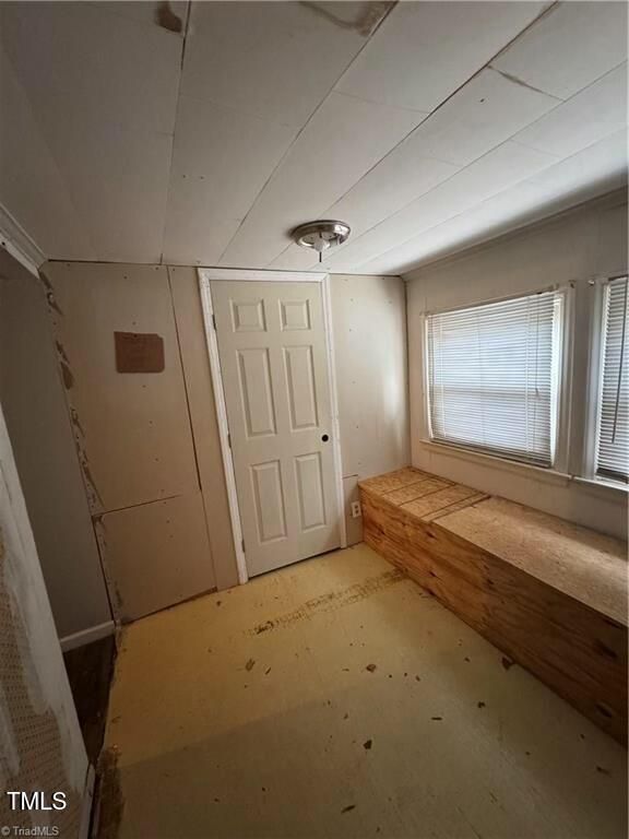 614 Tucker St, Burlington, NC 27215