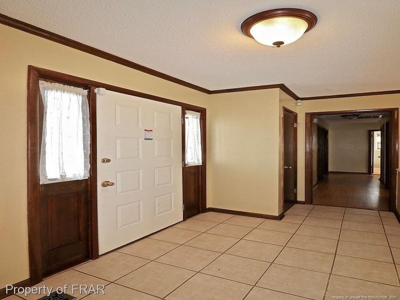 6141 Lake Trail Dr, Fayetteville, NC 28306