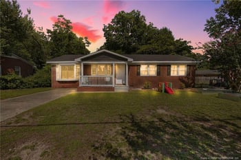 6142 Wynnwood Dr, Fayetteville, NC 28314