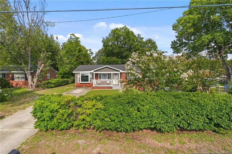6142 Wynnwood Dr, Fayetteville, NC 28314