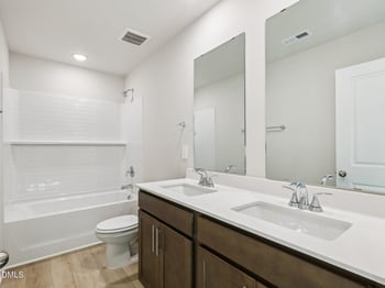 6144 Ivy Brook Trl, Zebulon, NC 27597