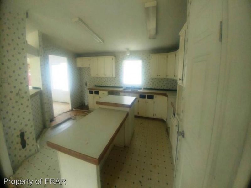 6145 Earp Ct, Hope Mills, NC 28348