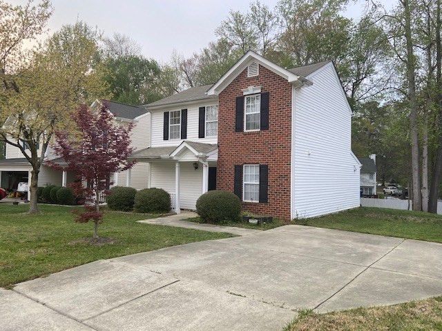 6145 Saybrooke Dr, Raleigh, NC 27604
