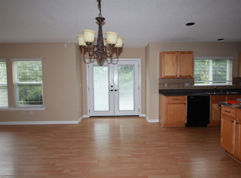 6148 Paducah Dr, Raleigh, NC 27610