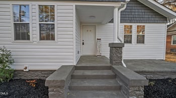 615 Atwater St, Burlington, NC 27215