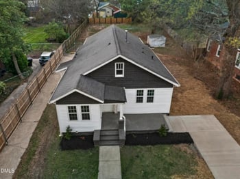 615 Atwater St, Burlington, NC 27215