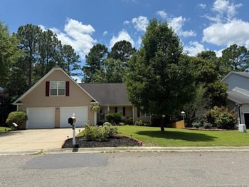 615 Bramblegate Dr, Fayetteville, NC 28348