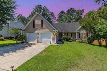 615 Bramblegate Dr, Fayetteville, NC 28348