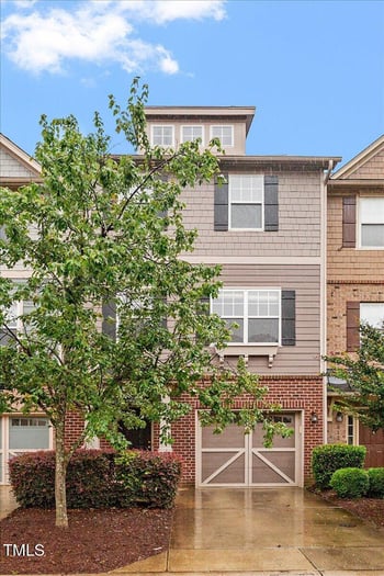 615 Carlton Commons Ln, Cary, NC 27519