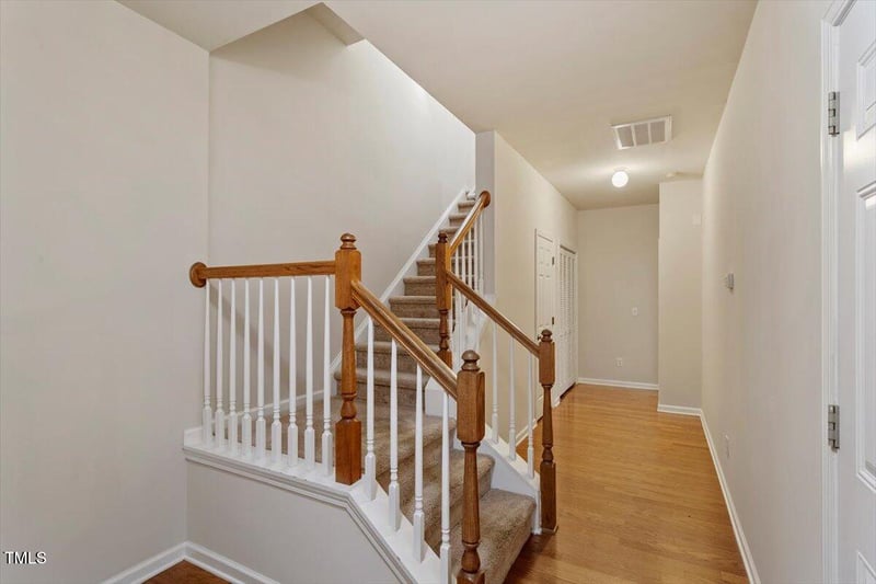 615 Carlton Commons Ln, Cary, NC 27519