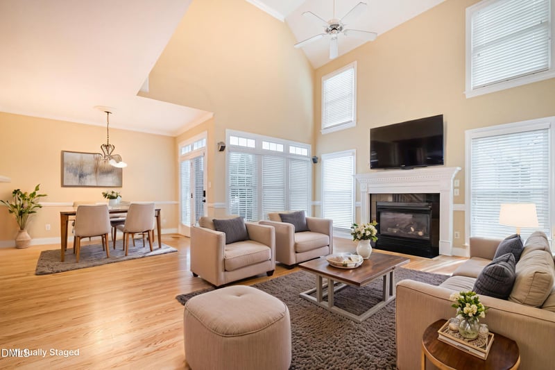 615 Carpenter Town Ln, Cary, NC 27519