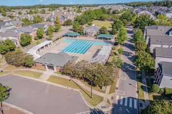 615 Carpenter Town Ln, Cary, NC 27519