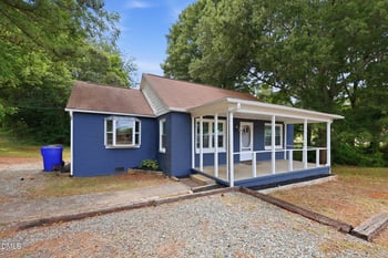 615 Churton St, Hillsborough, NC 27278