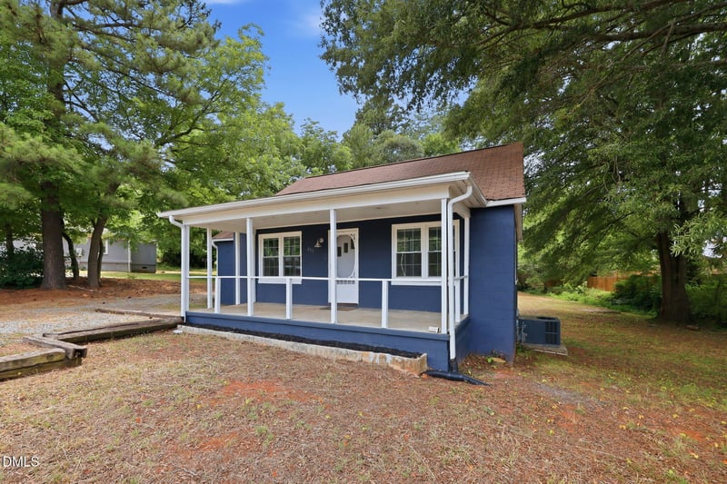615 Churton St, Hillsborough, NC 27278