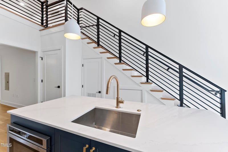 615 Daniels St #111, Raleigh, NC 27605