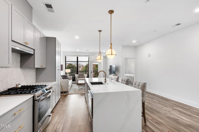 615 Daniels St #318, Raleigh, NC 27605