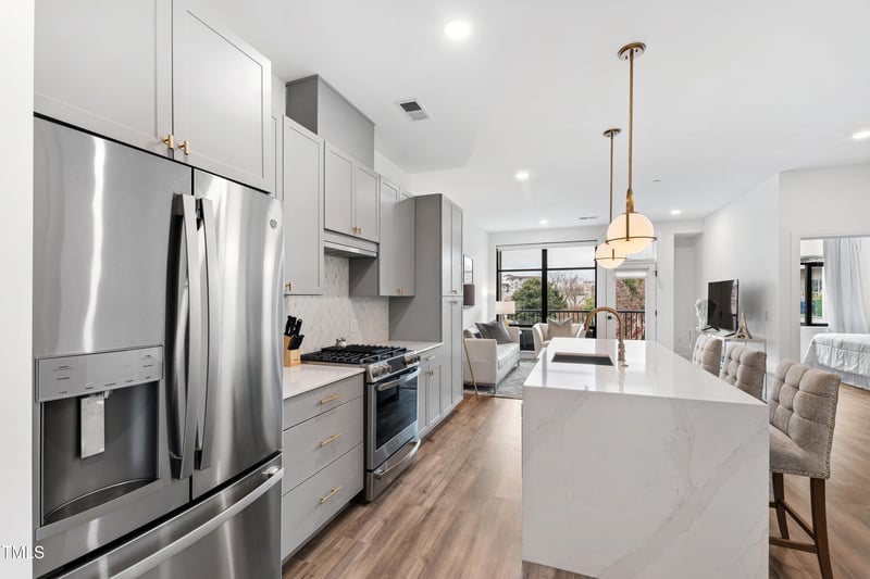 615 Daniels St #318, Raleigh, NC 27605