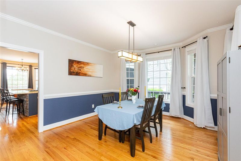 615 Emily Ln, Chapel Hill, NC 27516