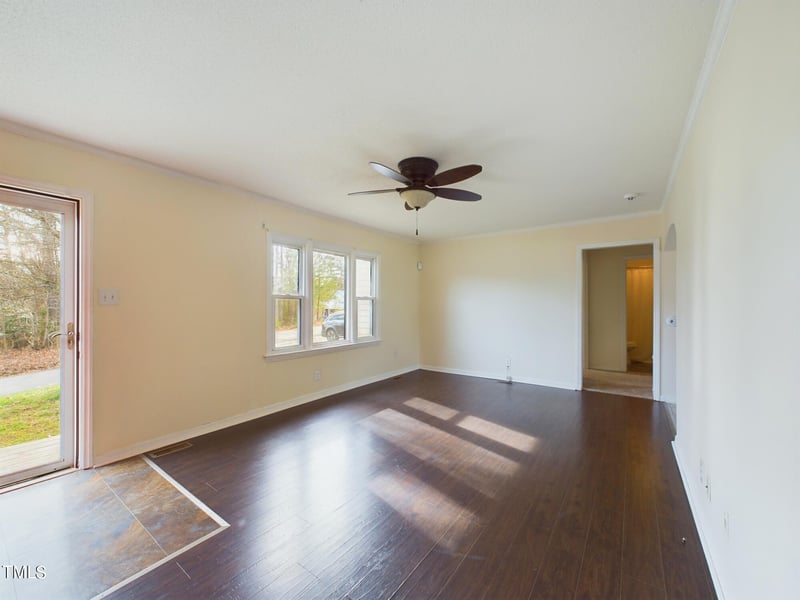 615 Freeland Dr, Hillsborough, NC 27278