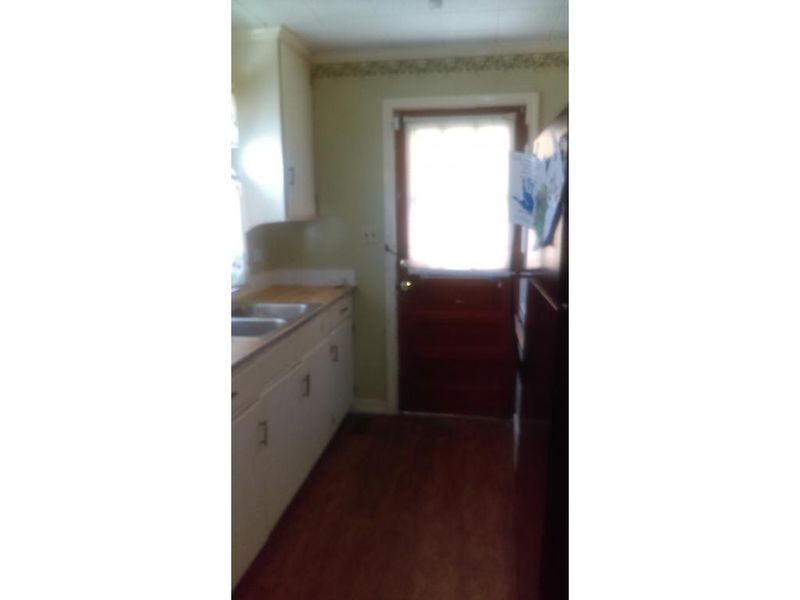 615 Grace Ave, Burlington, NC 27217
