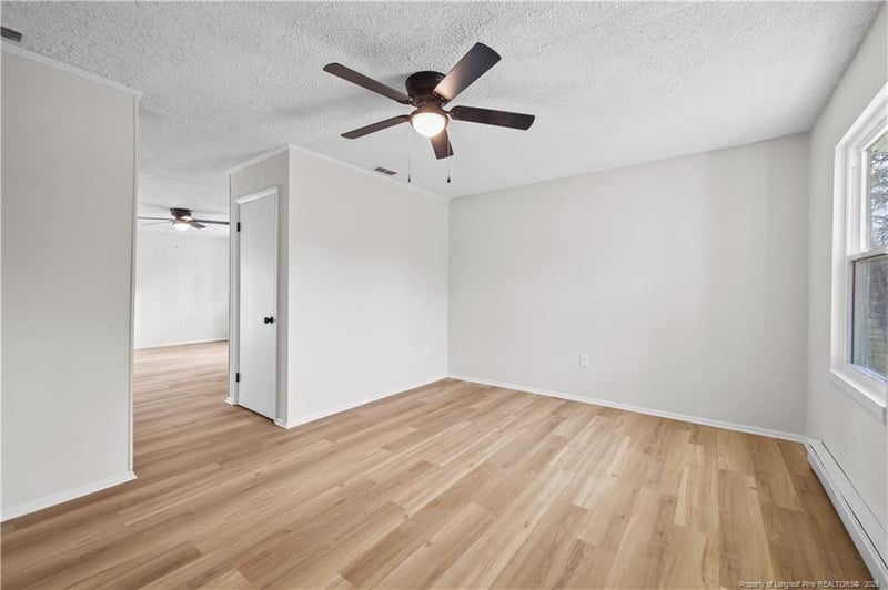 615 Kellam Cir, Fayetteville, NC 28311