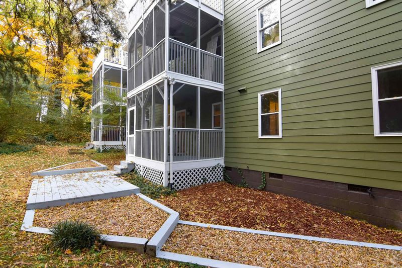 615 Kirby St #101, Raleigh, NC 27606