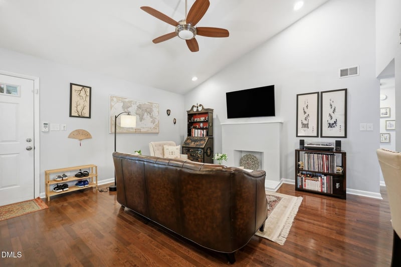 615 Kirby St, Raleigh, NC 27606