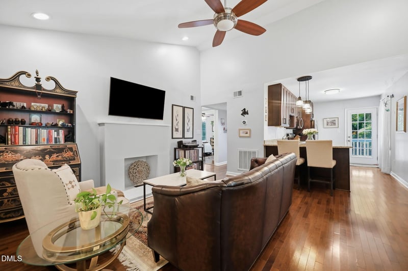 615 Kirby St, Raleigh, NC 27606