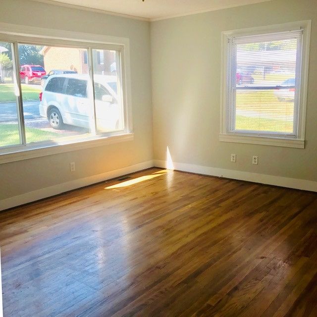 615 New St, Graham, NC 27253
