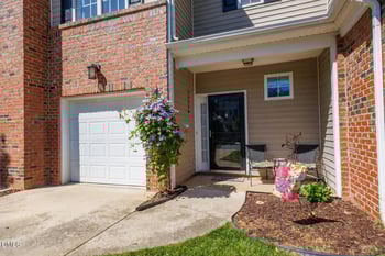 615 Oakfield Trl, Mebane, NC 27302