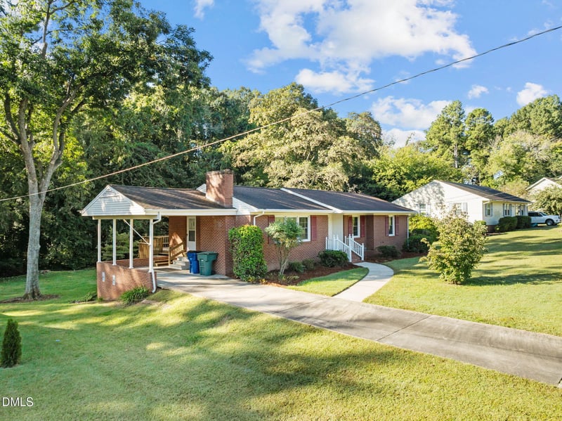 615 Paris St, Graham, NC 27253