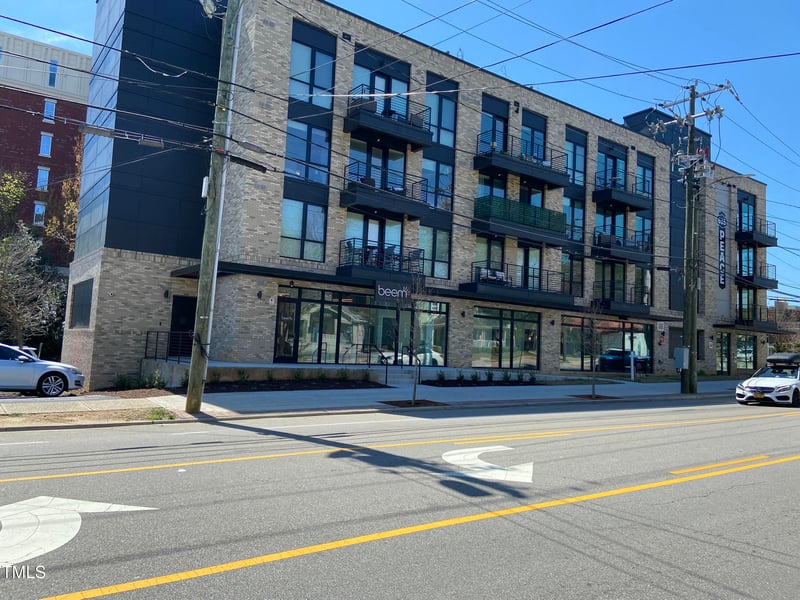 615 Peace St #110, Raleigh, NC 27605