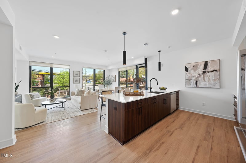 615 W Peace St #201, Raleigh, NC 27605