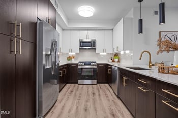 615 Peace St #202, Raleigh, NC 27603