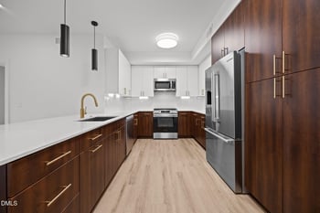 615 Peace St #307, Raleigh, NC 27605