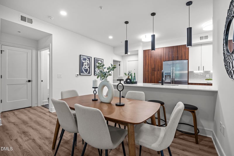 615 W Peace St #308, Raleigh, NC 27605
