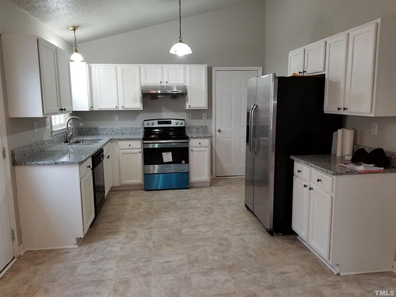 615 Quest Ridge Dr, Fuquay Varina, NC 27526