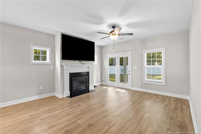 615 Rempstone Ln, Fayetteville, NC 28311