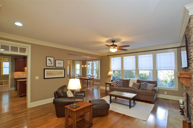 615 Rye Ridge Rd, Cary, NC 27519