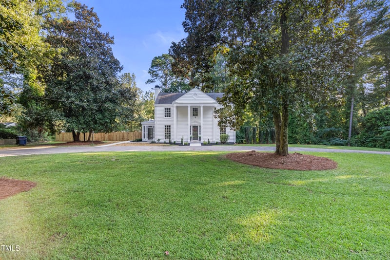 615 Spring Ln, Sanford, NC 27330